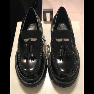 Zara platform black loafers embellished with buckle size 38 7,5 7